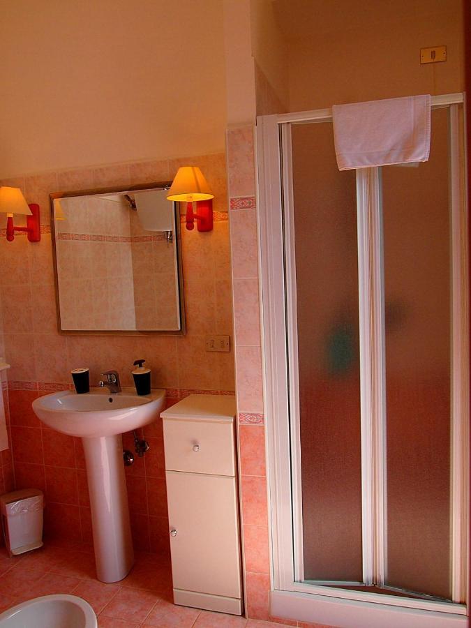 B&B Casa Sanni パッシニャーノ・スル・トラジメーノ エクステリア 写真