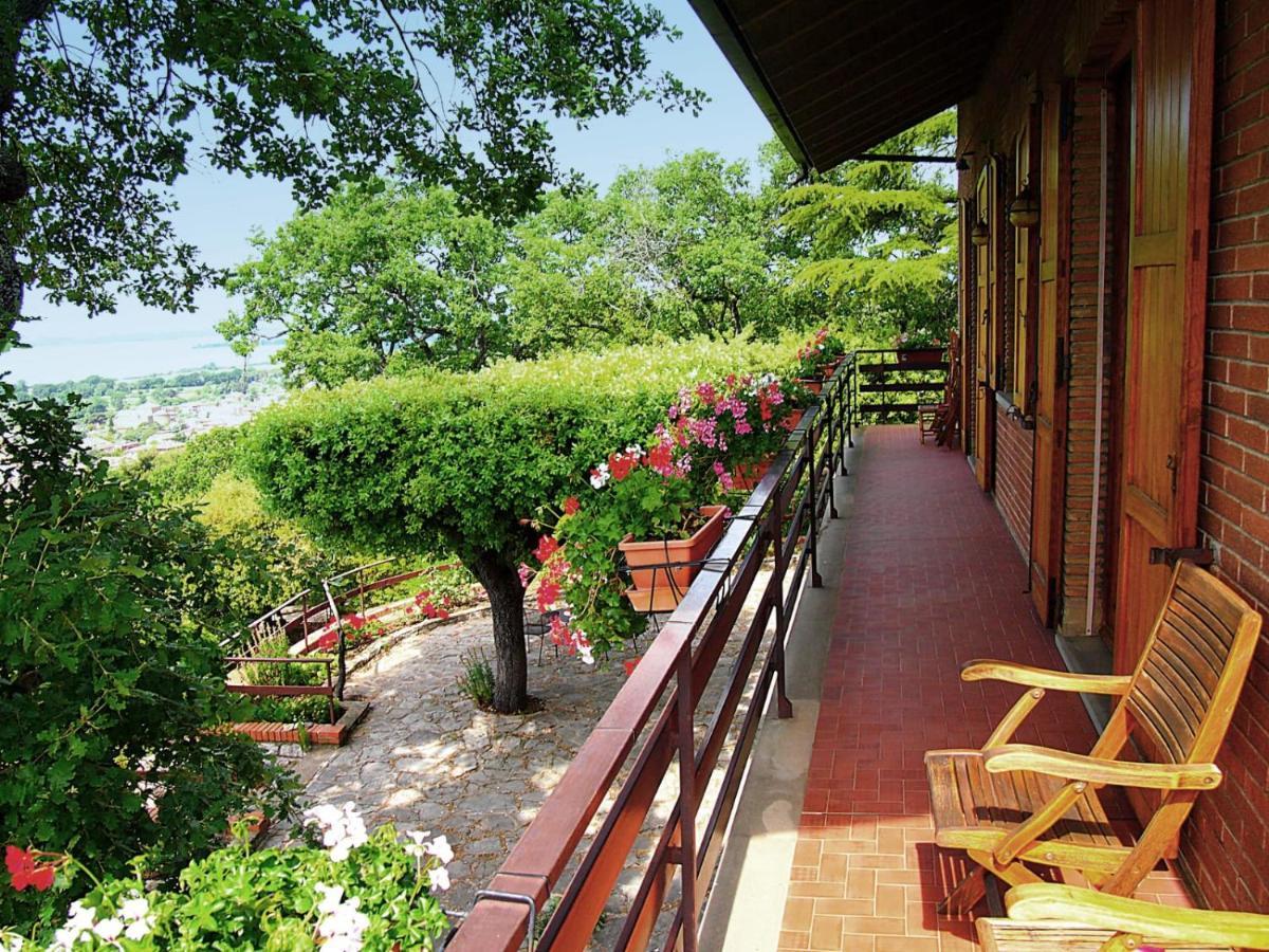 B&B Casa Sanni パッシニャーノ・スル・トラジメーノ エクステリア 写真